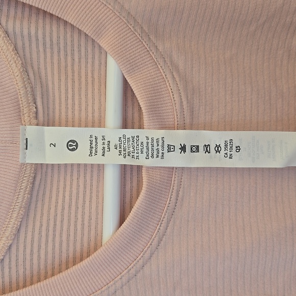 Lululemon NWT swiftly breathe muscle tank size 2 - Picture 3 of 4